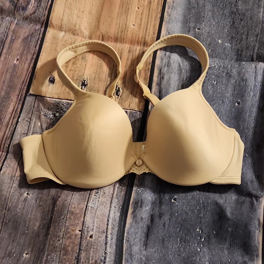 Bras - Picture 4 of 4